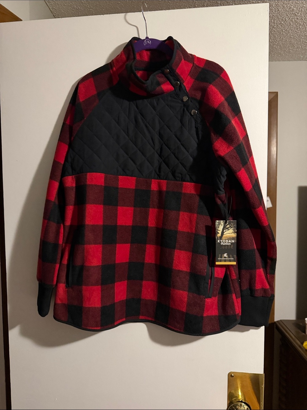 Womens Red & Black Buffalo Plaid Quilted Pullover Jacket